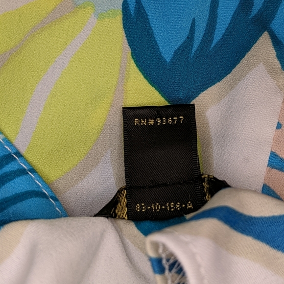 🌵🦆Worthington Cold Shoulder Blouse - Picture 6 of 8